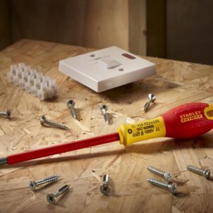 FatMax® VDE Insulated Screwdriver Pozidriv Tip PZ2 x 125mm - Image 5