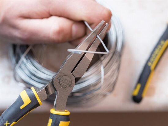 FatMax® Flat Nose Pliers 160mm (6.1/4in) - Image 4