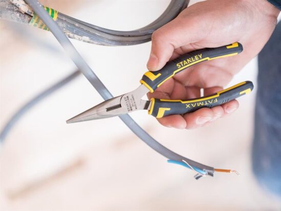 FatMax® Long Nose Pliers 160mm (6.1/4in) - Image 2