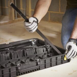 Fold-Up Workbench - Image 4