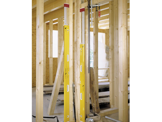 106T-183 Extendable Spirit Level 3 Vial 183-315cm - Image 3