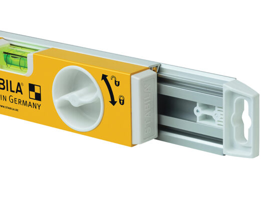 80T Telescopic Spirit Level 2 Vials 63-105cm