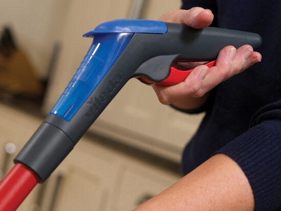 1-2 Spray Mop Head & Handle - Image 5