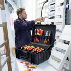 Competence XL electrician Tool Kit, 82 Piece (inc. Case) - Image 3