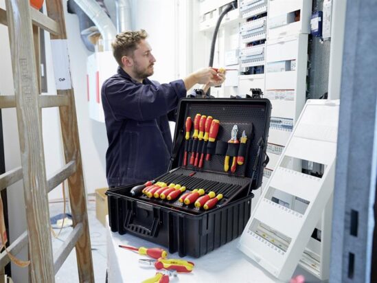 Competence XL electrician Tool Kit, 82 Piece (inc. Case) - Image 3