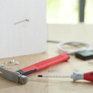 Electrician's Hammer 300g - Image 3