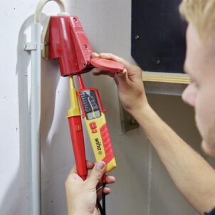 Voltage and Continuity Tester 0.5-1,000 V AC, CAT IV
