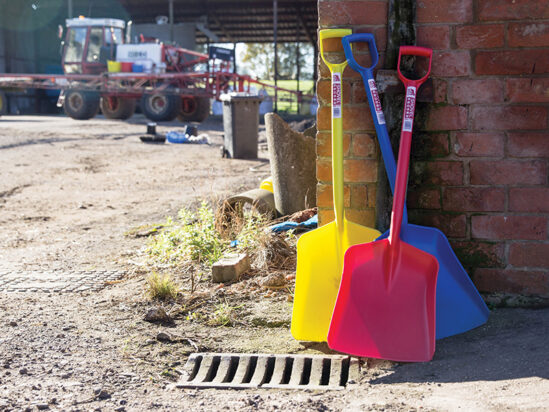 Gorilla Shovel™ Red - Image 2