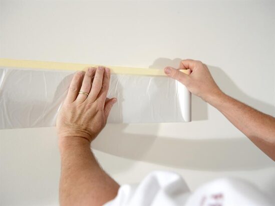 232 Plastic Masker Tape 1.4 x 33m - Image 4