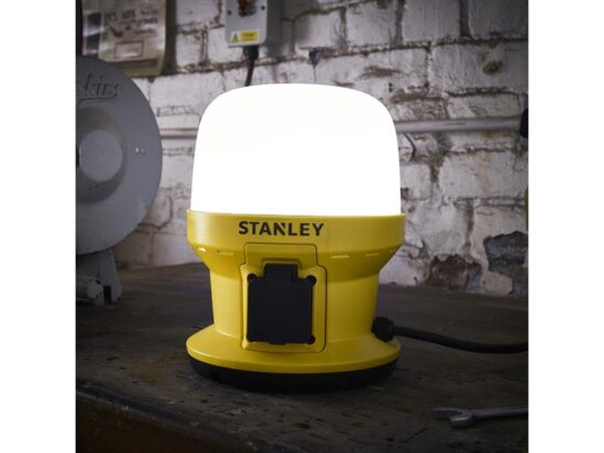 Magnetic Globe Light with Outlet Socket 2600 Lumens - Image 5