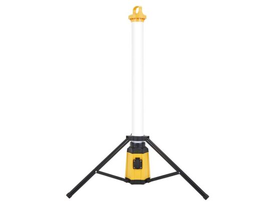 Plasterer's Area Light with Outlet Socket 4500 Lumens