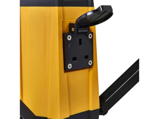 Plasterer's Area Light with Outlet Socket 4500 Lumens - Image 3